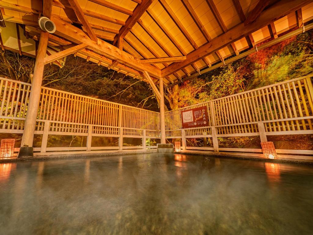 Fotografie z fotogalerie ubytování Ooedo Onsen Monogatari Premium Yoshinoya Irokuen v destinaci Kaga
