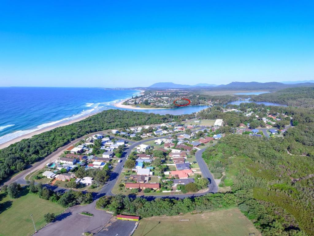 Aqua Cottage 16 Aqua Cres Lake Cathie, Lake Cathie Updated 2024 Prices