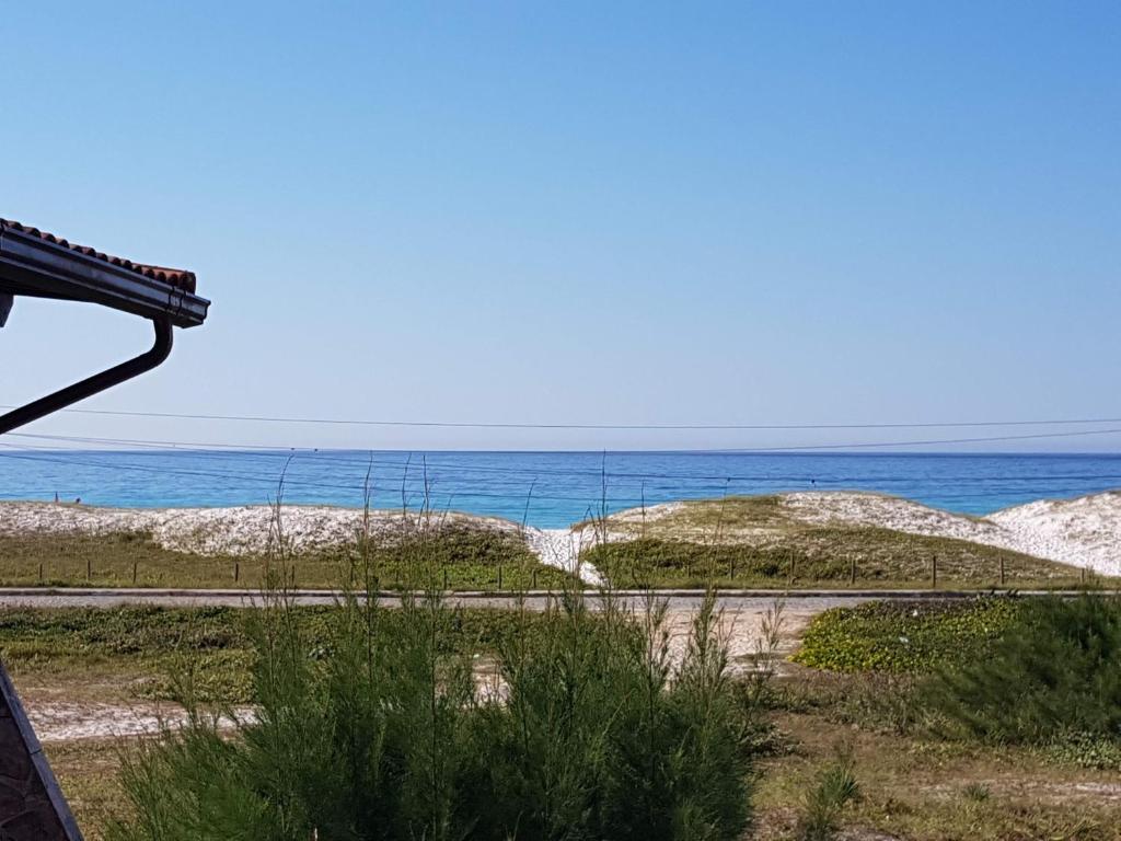  Casa à beira-mar com lazer total na Praia das Dunas