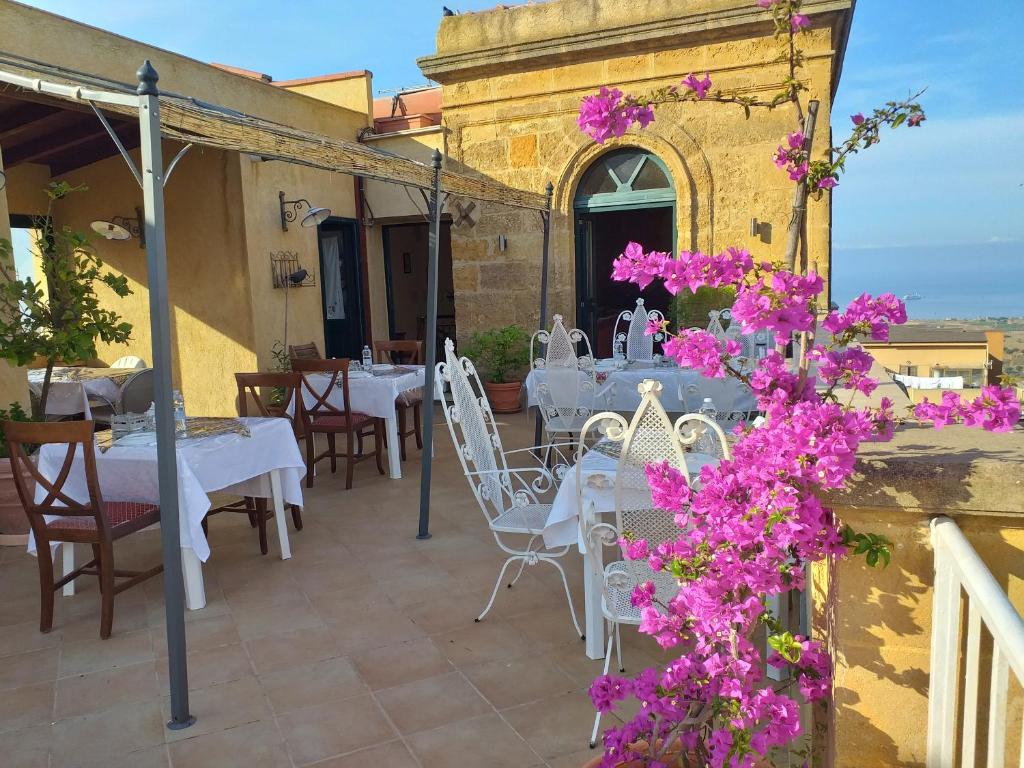 Balkón alebo terasa v ubytovaní B&B Batarà - "La Terrazza del Centro"