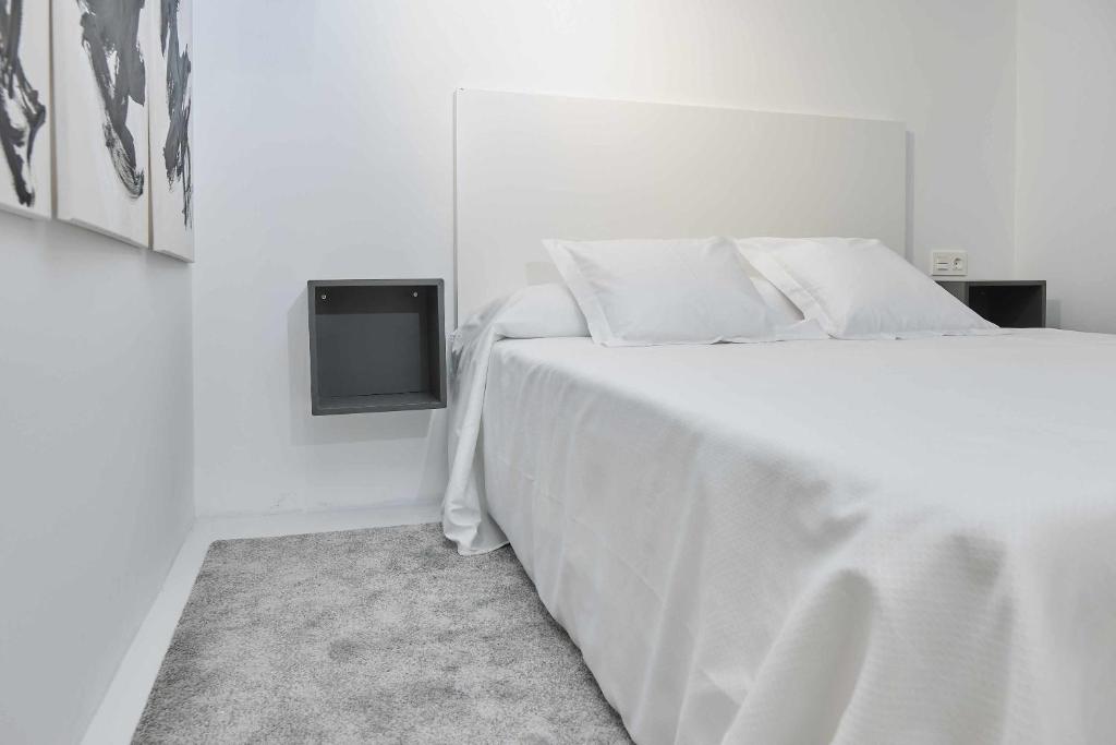 Posteľ alebo postele v izbe v ubytovaní ANDALUCIA Modern & Luxury