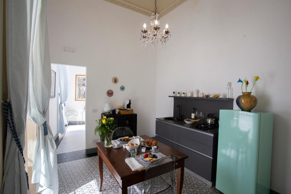Zdjęcie z galerii obiektu Palazzo d'Autore - Luxury Home - Ragusa Centro w mieście Ragusa
