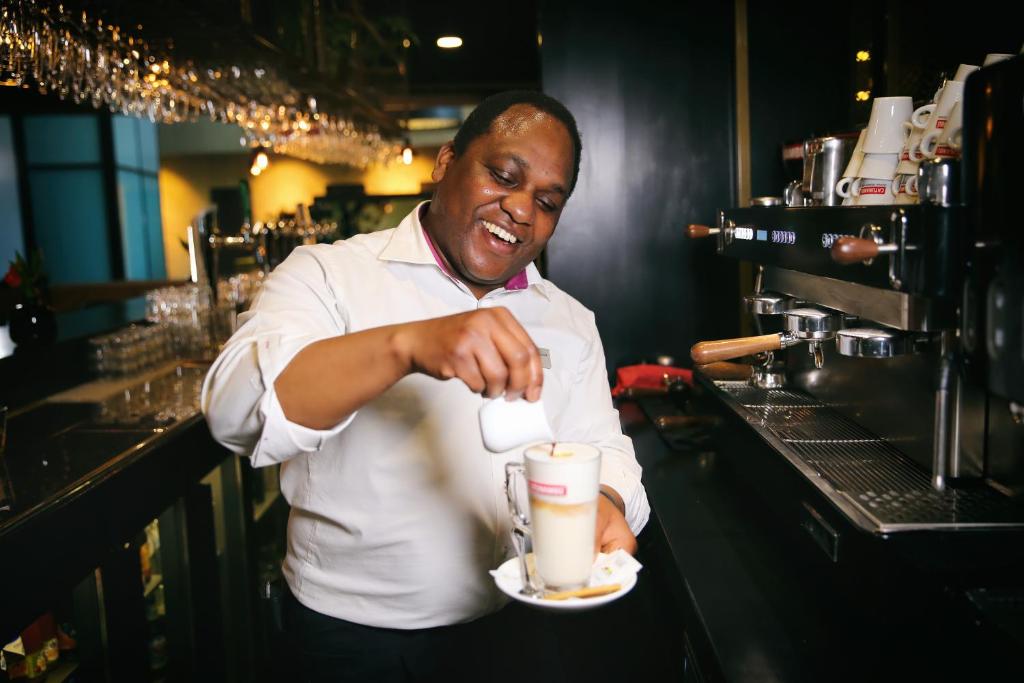 Van der Valk Hotel Rotterdam - Blijdorp - Resim 21