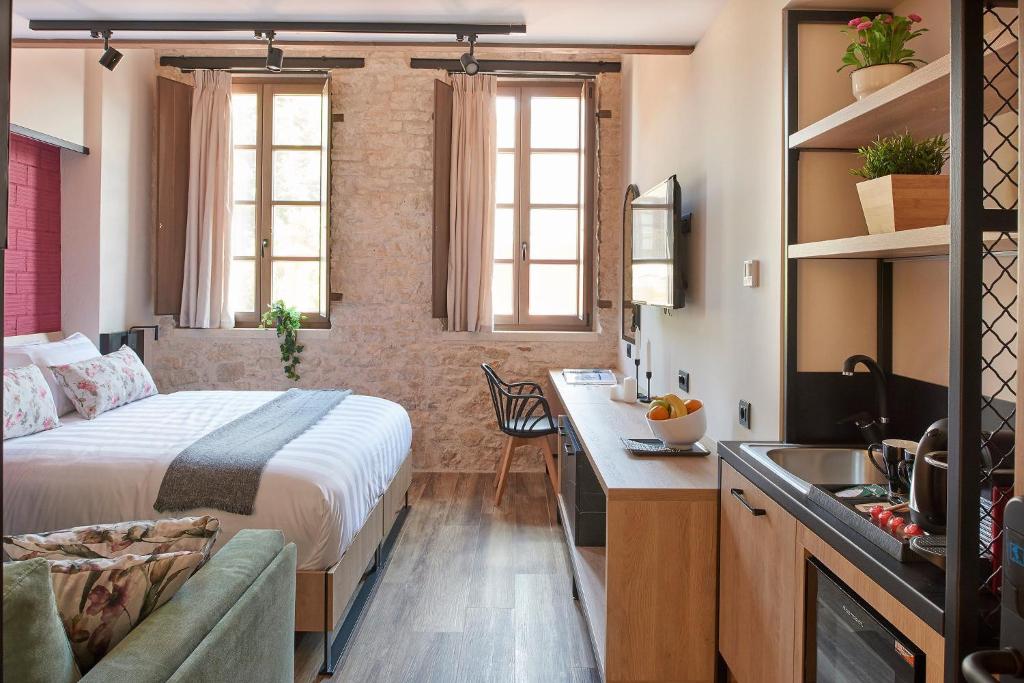 IALNA Boutique Hotel - Resim 34