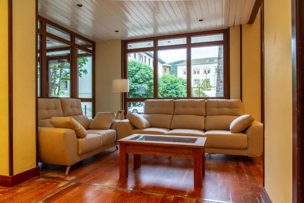 Posezení v ubytování Hotel Boltaña Ordesa