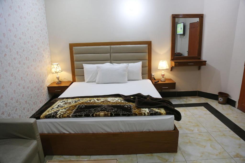 The King Hotel - Chambre Simple De Luxe