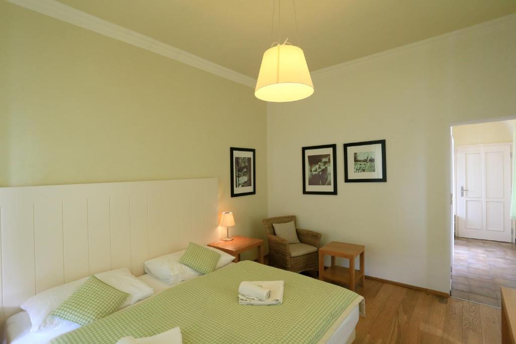 Resort Líšenský Dvůr - Deluxe Doppelzimmer