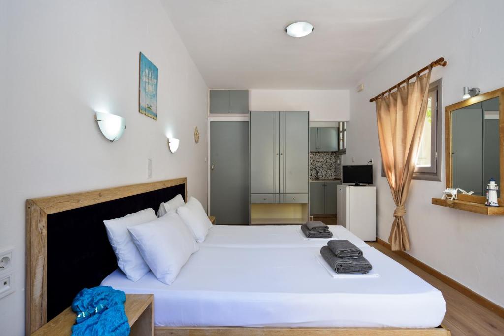 Urban Studios Manos - Resim 28