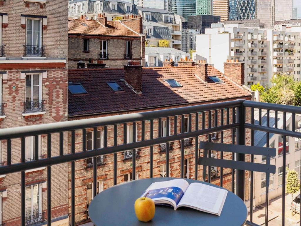Balkón nebo terasa v ubytování Aparthotel Adagio Access La Défense Puteaux