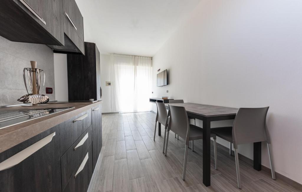 A kitchen or kitchenette at Residence Renadoro