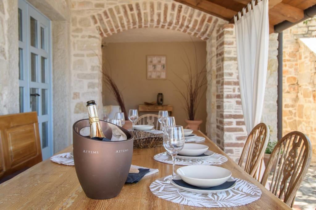 Posedenie v ubytovaní Villa C'est la vie