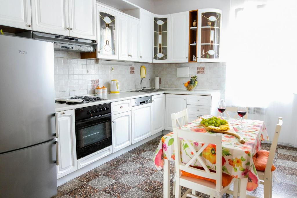 Central Garden View Home
