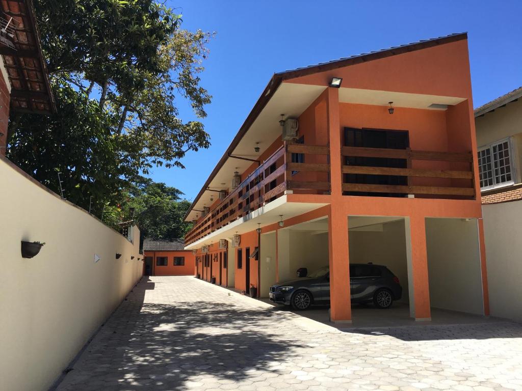  Chalés Ubatuba 102 - P. Itaguá