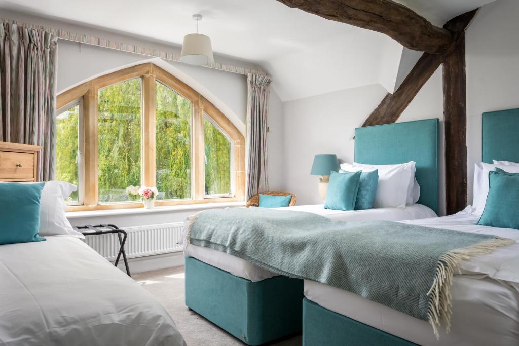Dunford Barn Cotswolds with Hot Tub photo photo 2
