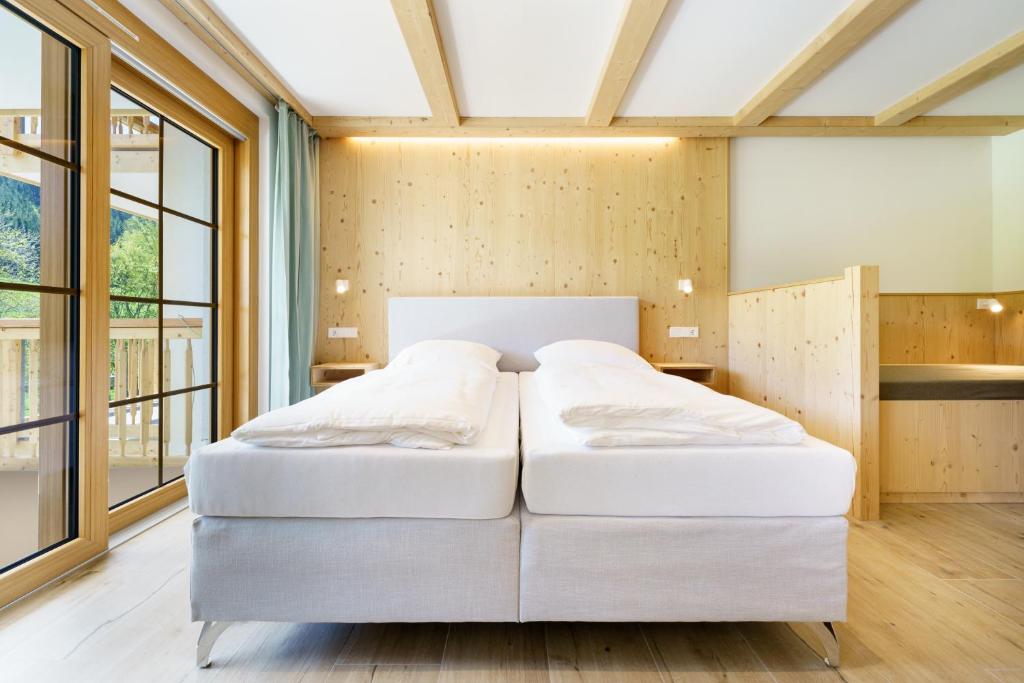 SCHWARZENBACH - Apartments & Rooftop Pool - 14