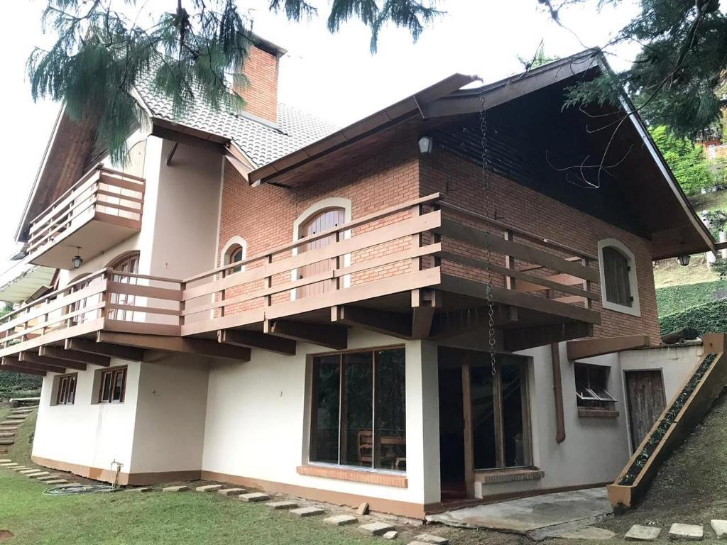  Country Home - Capivari Lodge Home