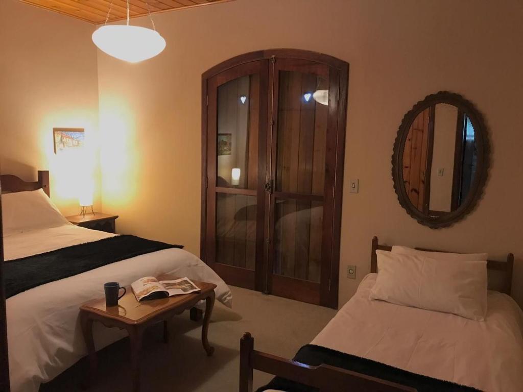  Country Home - Capivari Lodge Home