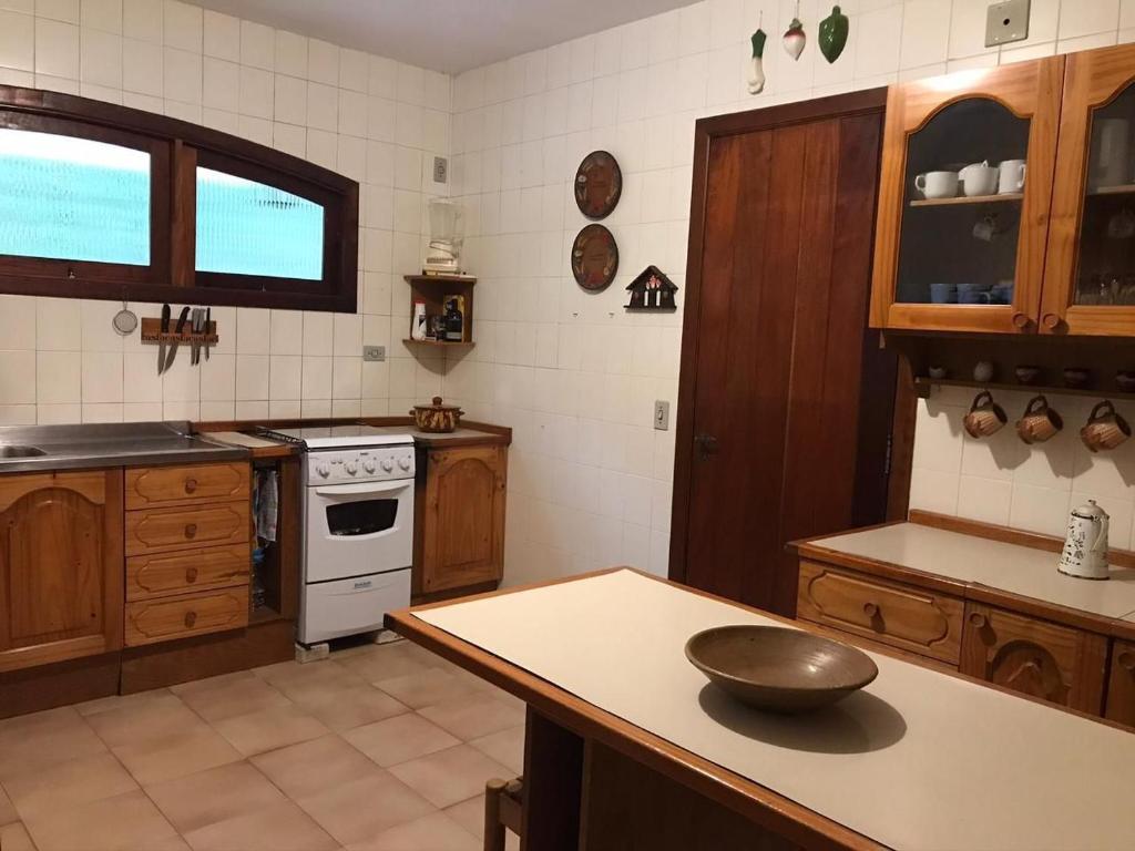  Country Home - Capivari Lodge Home