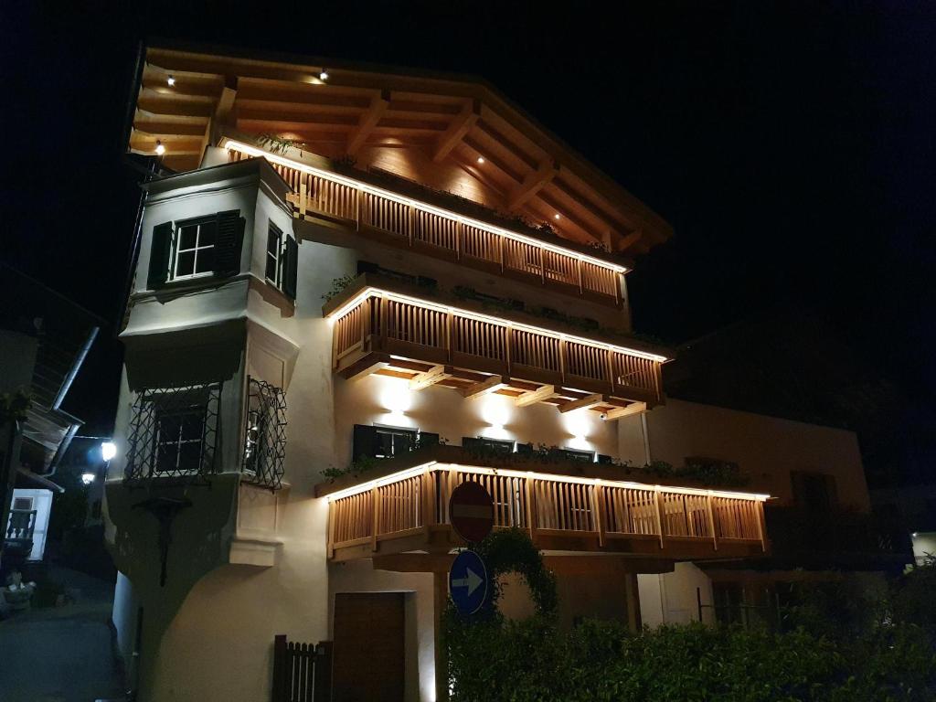 The building in which Az apartmant is located