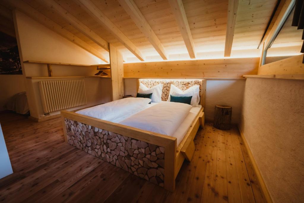 Postel nebo postele na pokoji v ubytování Chalet Passeier - ZOLL