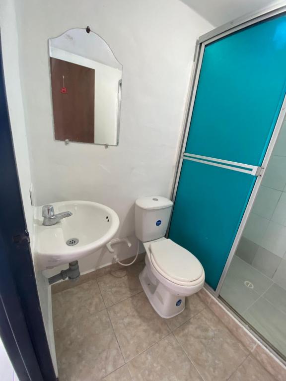 Koupelna v ubytování Hotel Policarpa