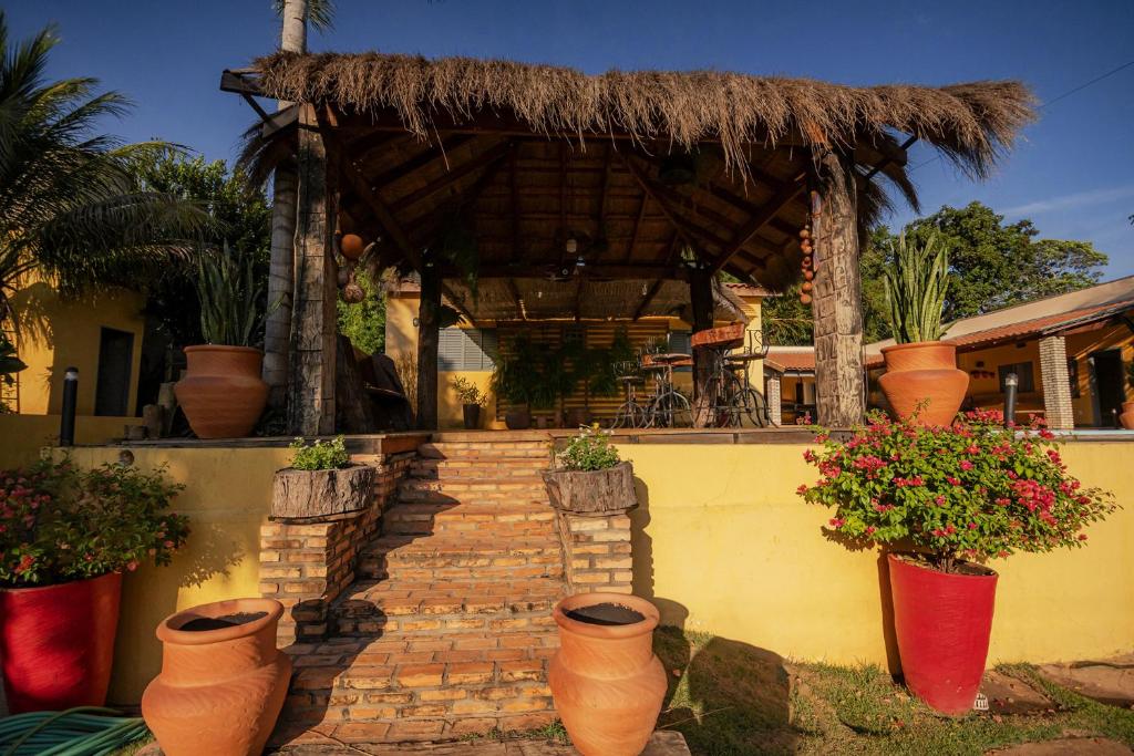  Pesqueiro - rancho com lazer completo em Coxim MS