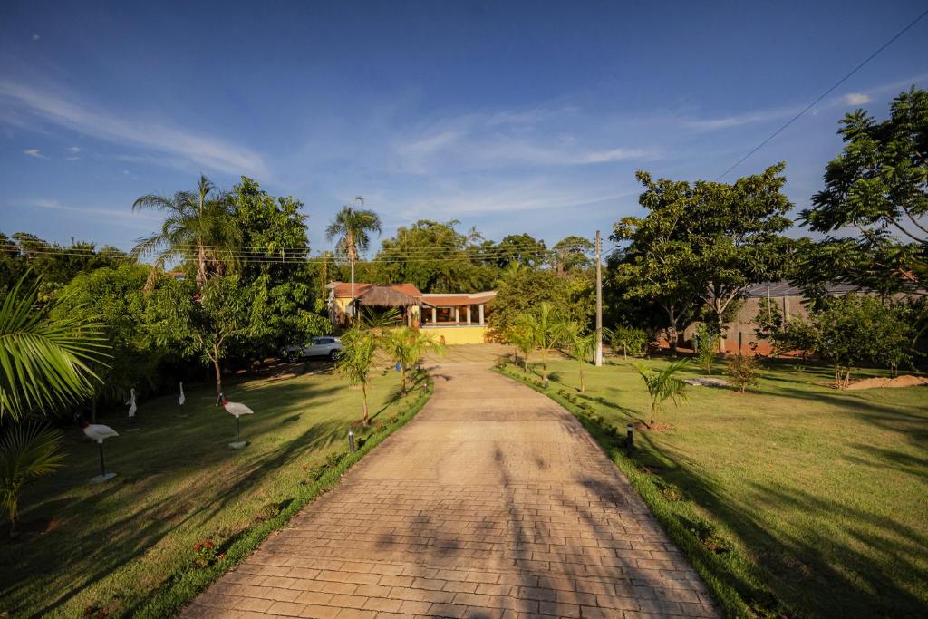  Pesqueiro - rancho com lazer completo em Coxim MS