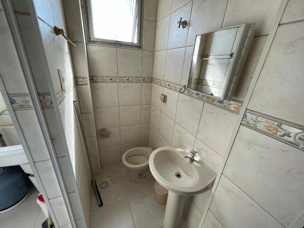  Confortável Apartamento Mobiliado com piscina