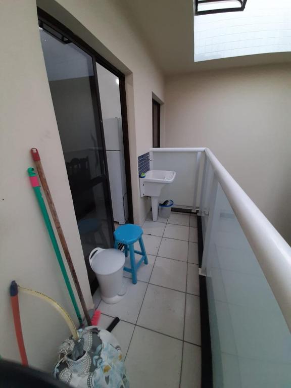  Condomínio baia dos golfinhos Apto 211