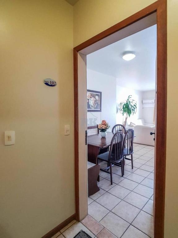  Apartamento frente para o mar nos Ingleses