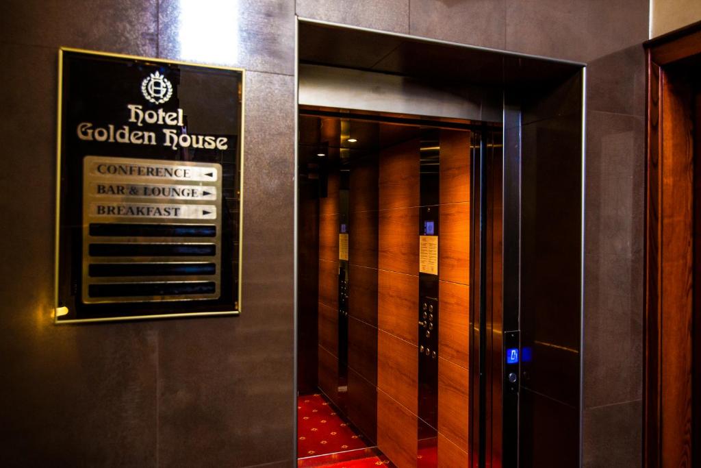 Hotel Golden House - Resim 27