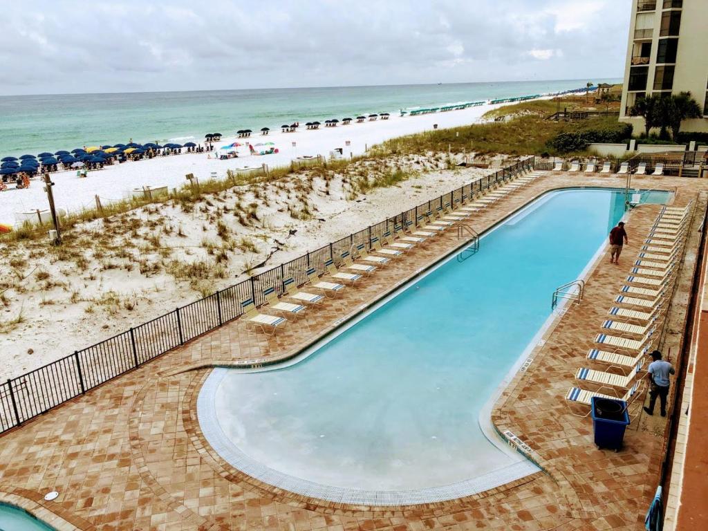 Bazén v ubytování Beach Front 18th Flr, Best Ocean View, New Upgrades nebo v jeho okolí