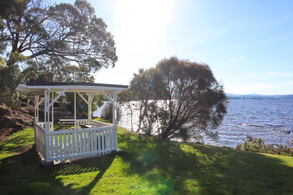 Riverfront Motel & Restaurant - Resim 29