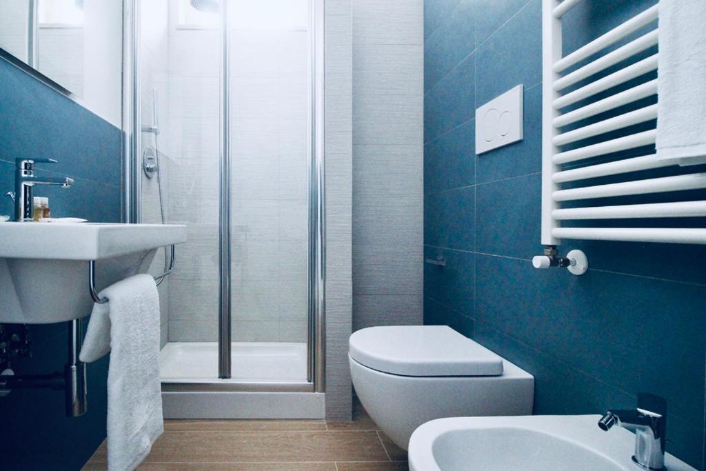 A bathroom at Hotel Olivò