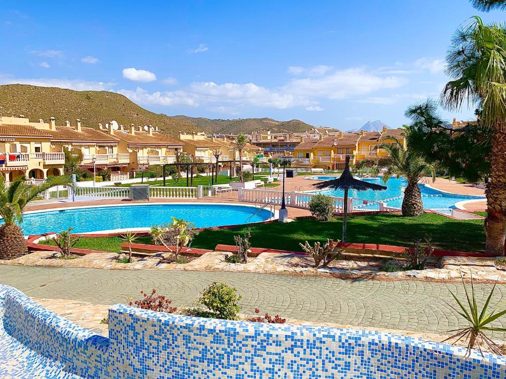 Vakantiehuis Charming new2-Bed House with lagoon swimming ...