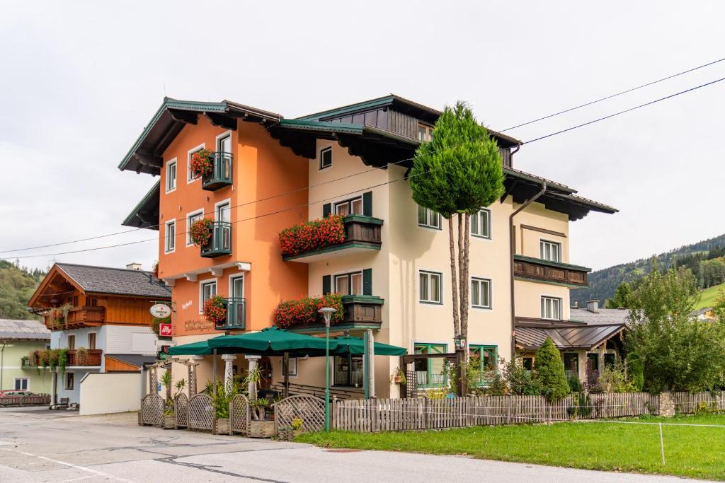 Fotografie z fotogalerie ubytování Hotel Gleimingerhof - Reiteralm v destinaci Gleiming