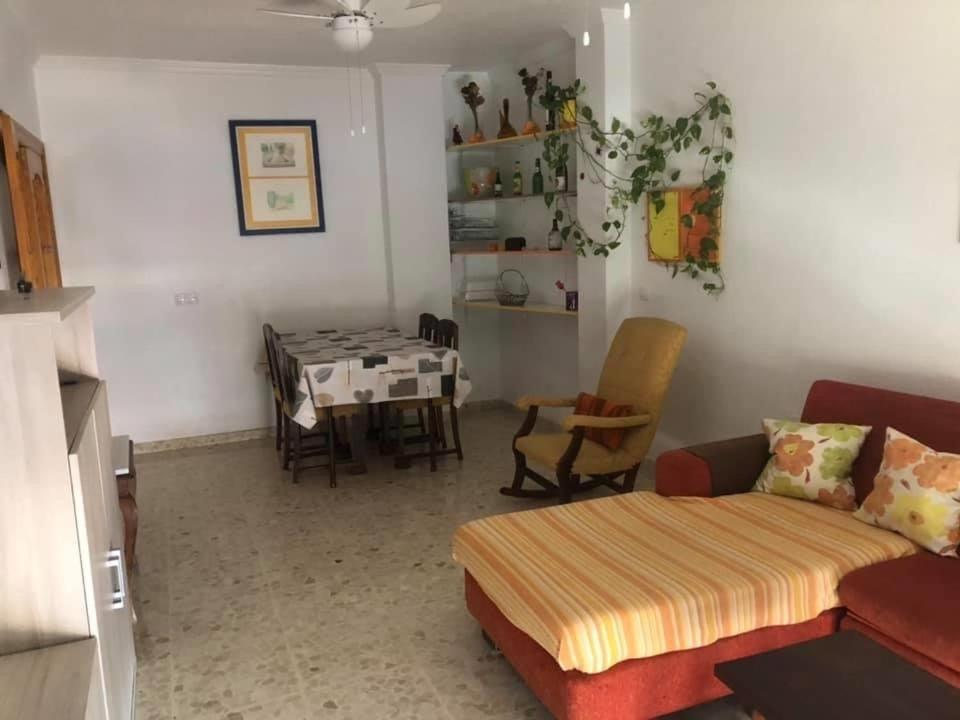 Fotografie z fotogalerie ubytování Apartamento en la playa v destinaci Adra