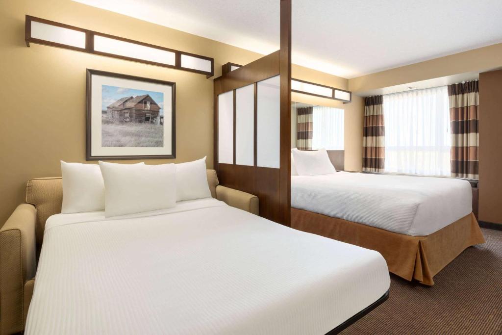 Microtel Inn and Suites by Wyndham Weyburn photo