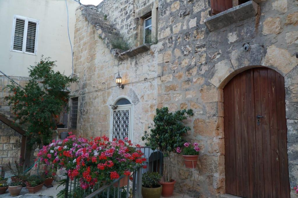 Foto sihtkohas Mi‘ilyā asuva majutusasutuse Mi'ilya CHOCOLATE HOUSE Guest house galeriist