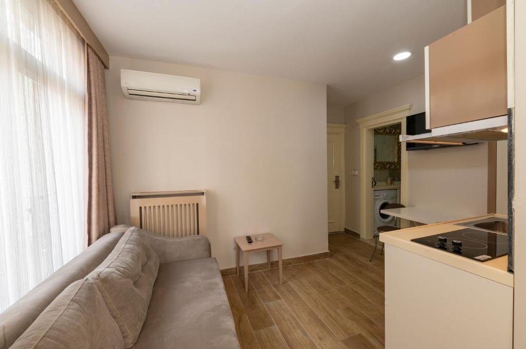 Kuchyň nebo kuchyňský kout v ubytování Taksim Peri Suite