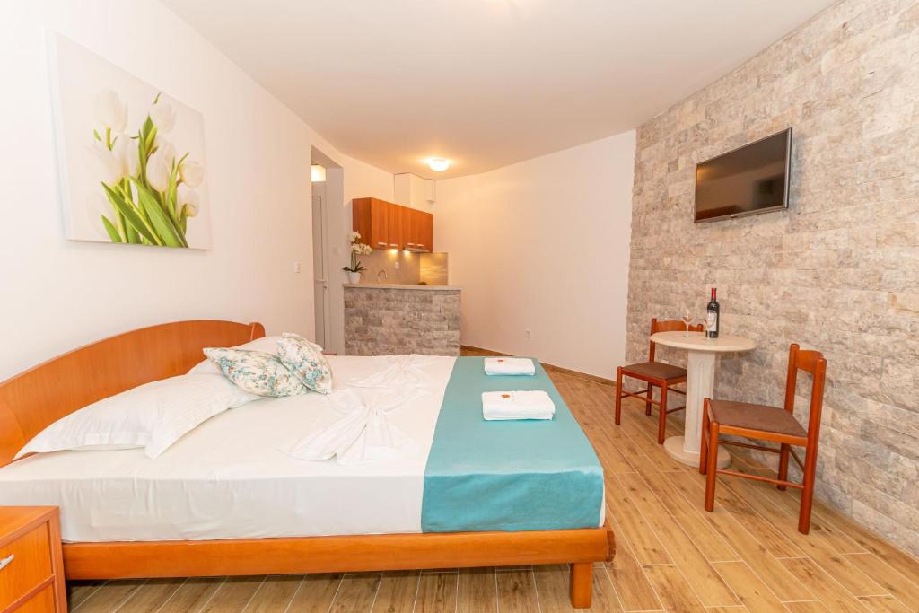 Guest House S-Lux - 4