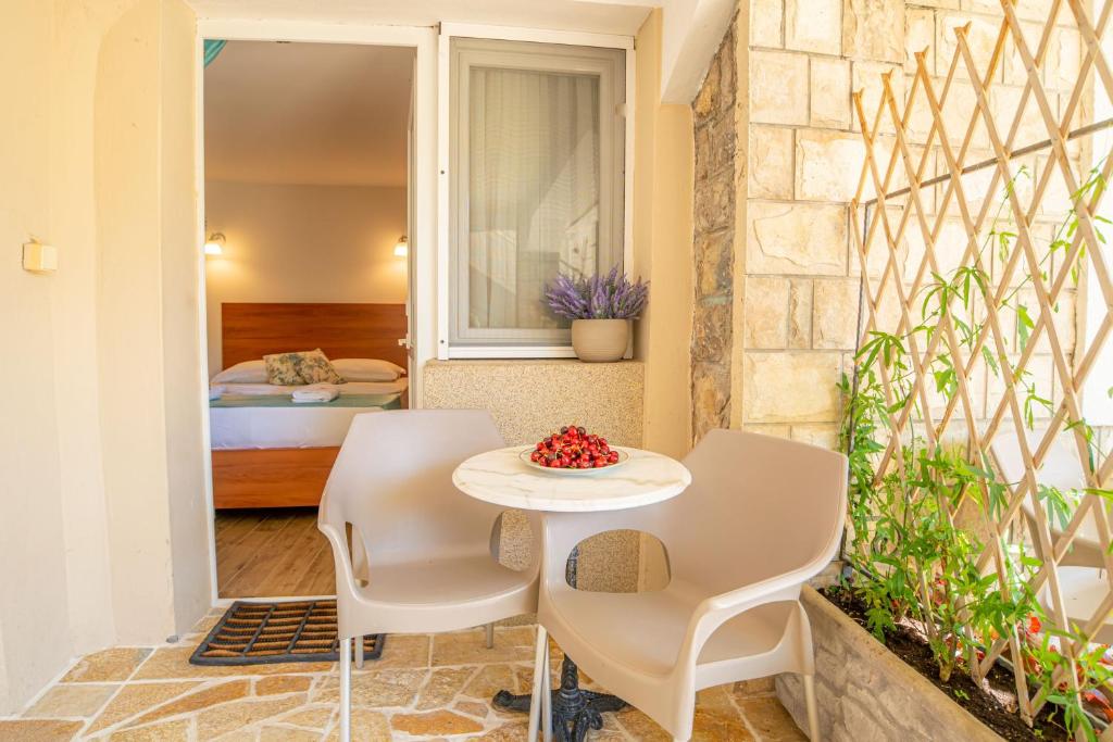 Guest House S-Lux - 3