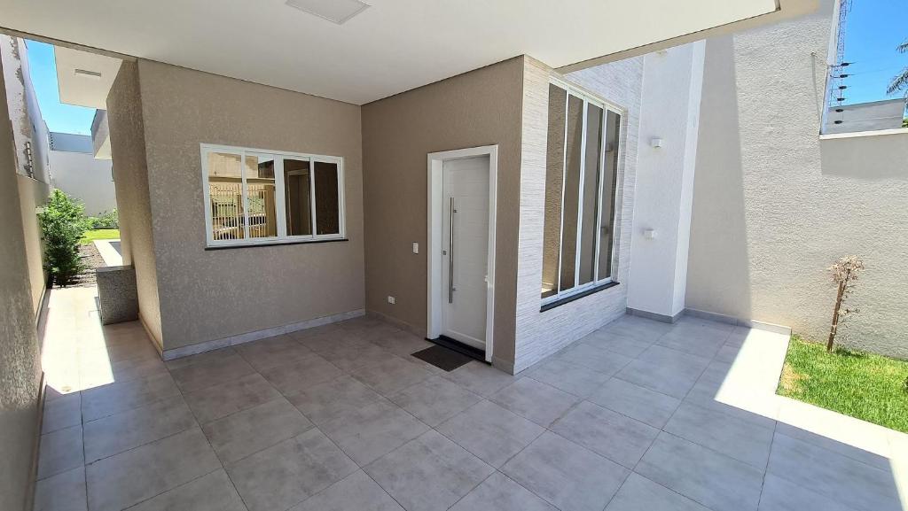  Novissima e linda casa na regiao central de Foz
