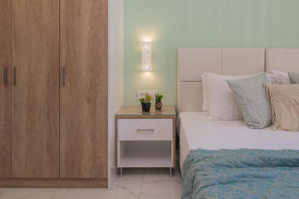Posteľ alebo postele v izbe v ubytovaní Margaritari Apartments