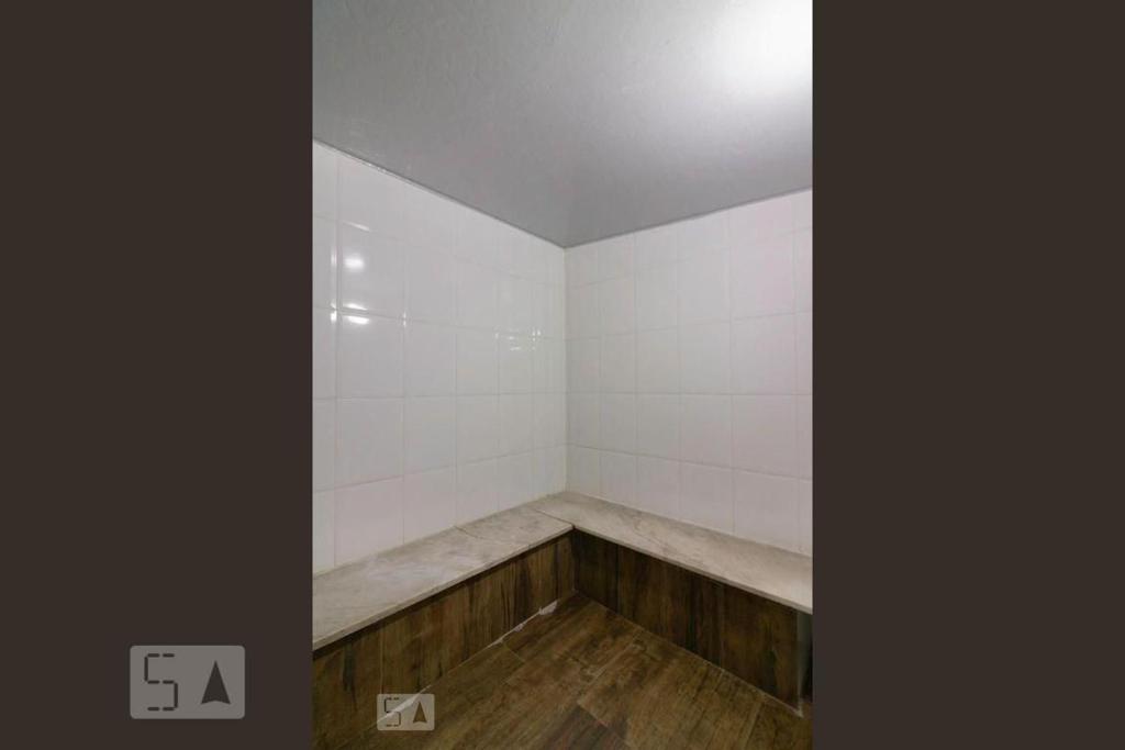  Flat amplo e aconchegante no coração de Moema.