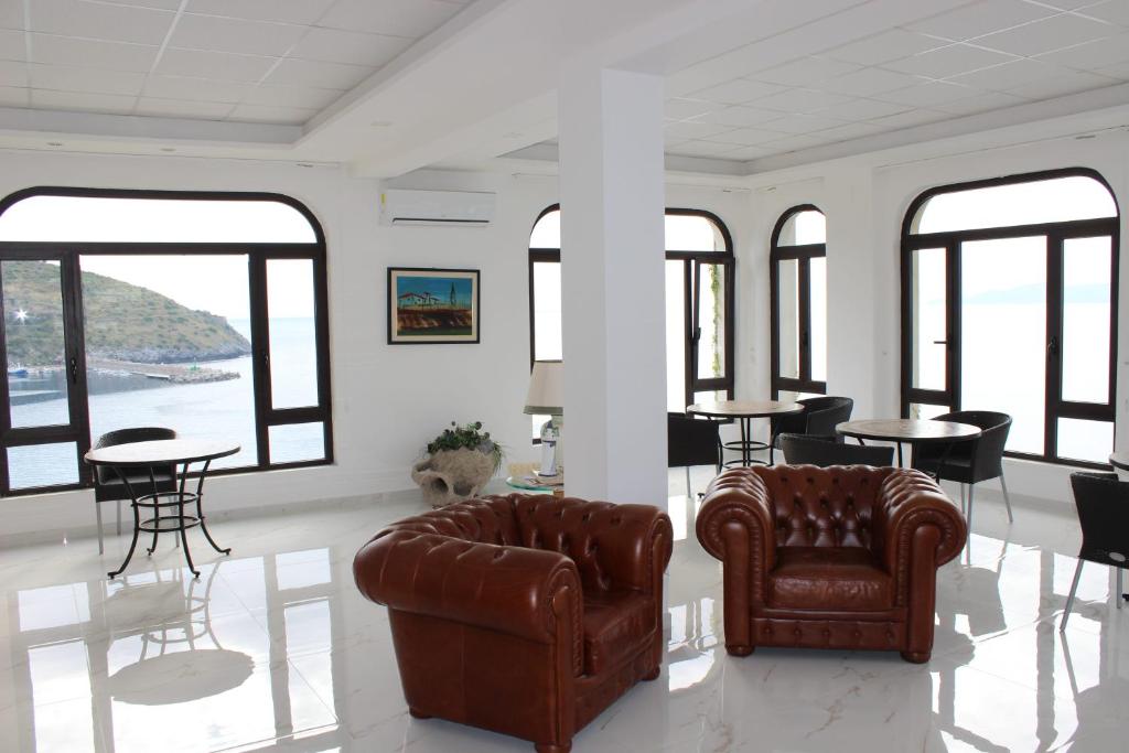 Posezení v ubytování Hotel Palinuro