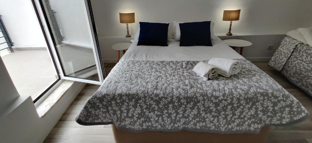 Nazaré Historic Beach House-1 minute to the beach - Housity