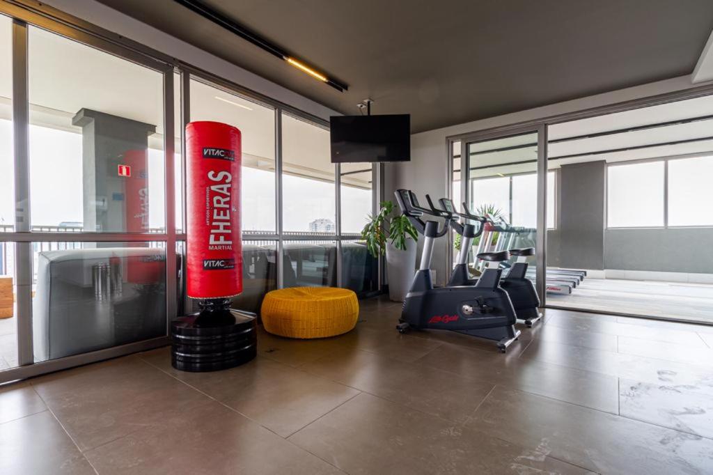  Apartamento Studio novo / 200 mts metrô Vergueiro