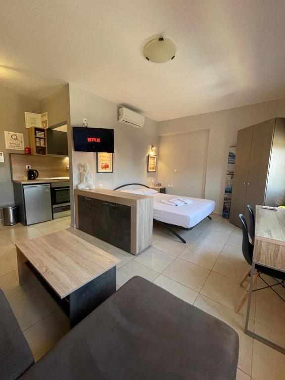 Postel nebo postele na pokoji v ubytování Q luxury rooms Perea center