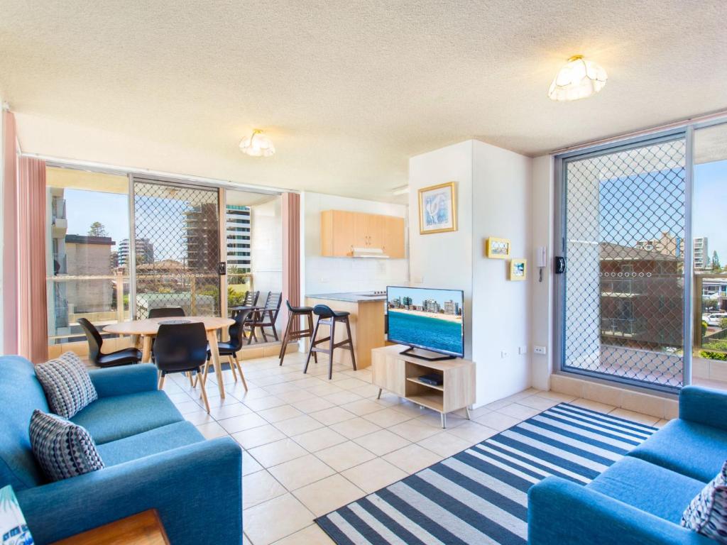 Ebbtide 6, Forster (updated prices 2024)